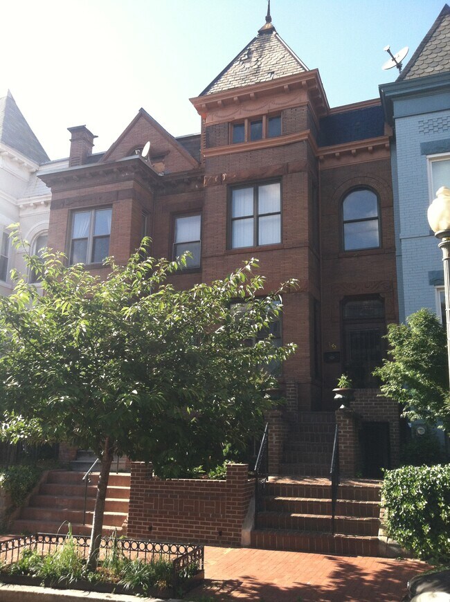 Building Exterior - 75 Seaton Pl NW
