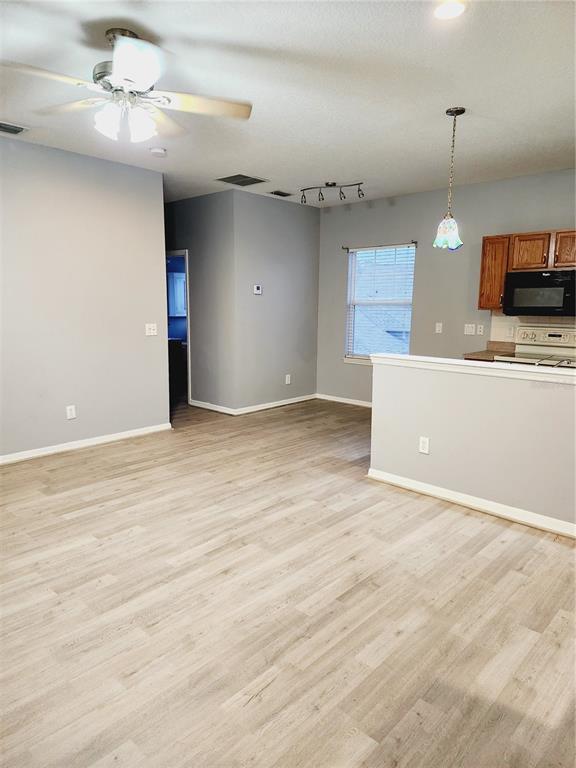 Foto del edificio - 1014 Persimmon St