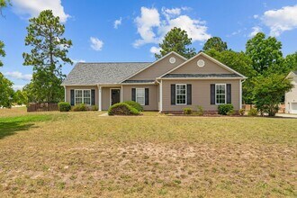 Building Photo - 11 Sawtooth Oak Cir