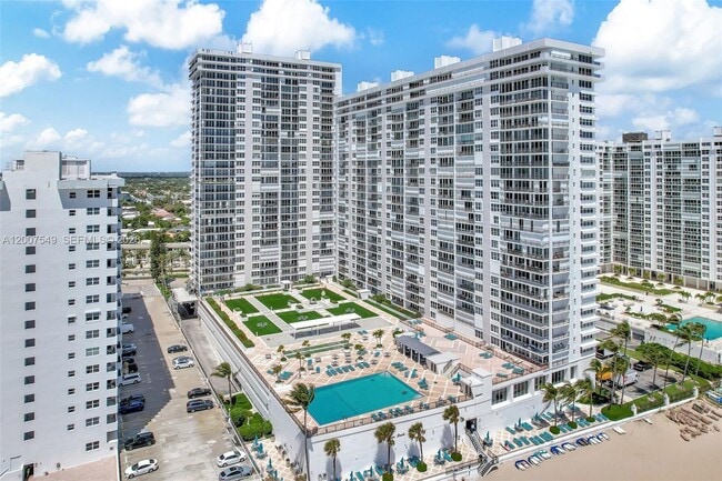 Foto del edificio - 4280 Galt Ocean Dr