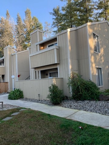 Building Photo - Hurley South Apartments