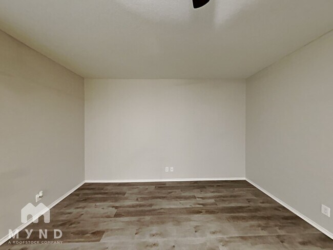 Foto del edificio - 10407 Lupine Canyon