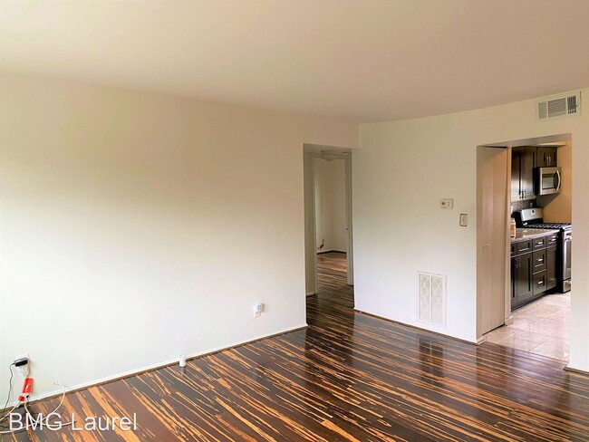 Building Photo - 2 br, 1 bath House - 5033 Sheriff Rd NE
