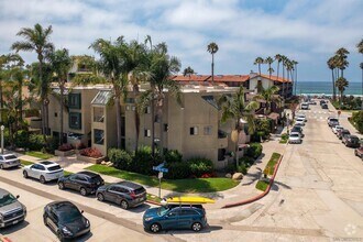 Building Photo - 8132 Camino del Sol