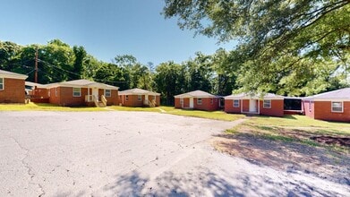Building Photo - 4517 Helena St