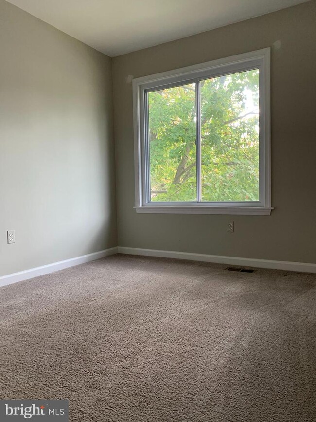 Building Photo - 3446 Plumtree Dr