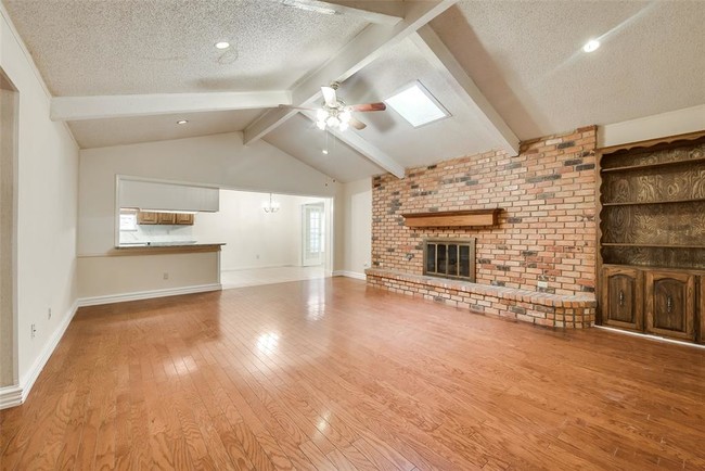 Building Photo - 1516 Lexington Pl