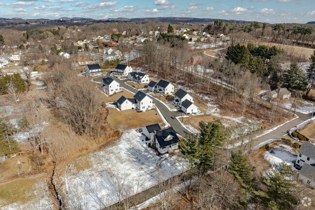 Building Photo - 45 Hillhouse Way