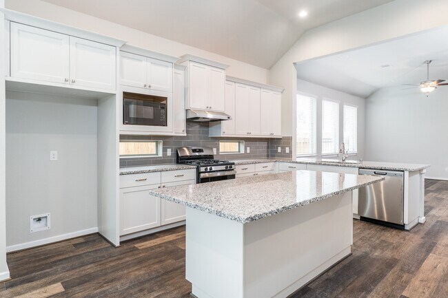 Foto del edificio - 27054 Golden Knoll Dr