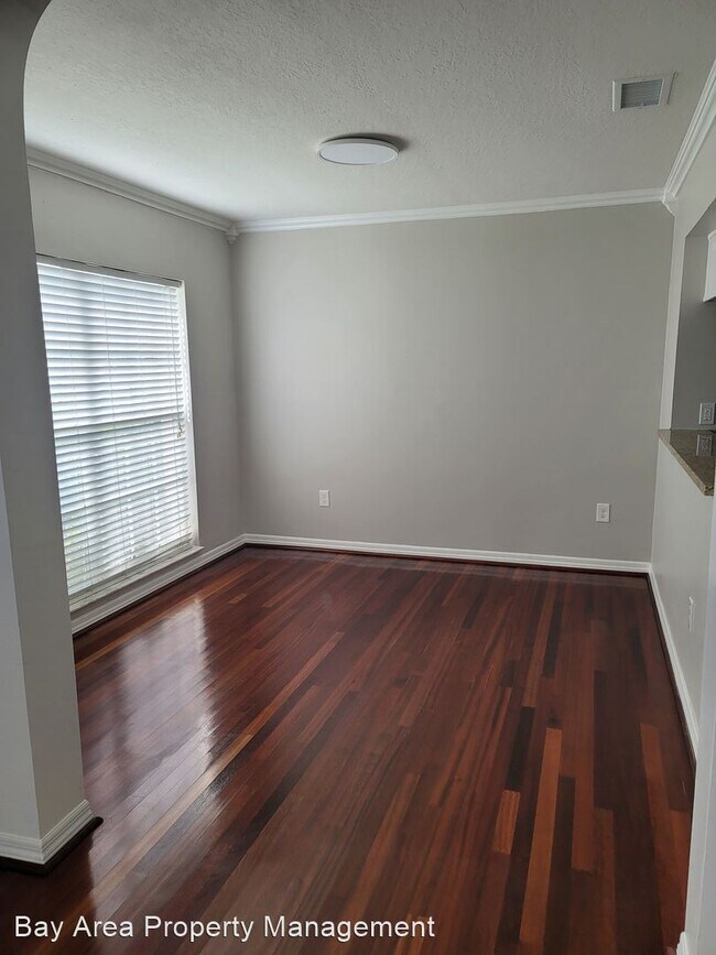 Building Photo - 659 Kensington Lake Cir