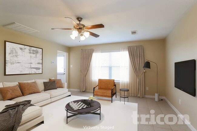 Building Photo - 821 Painted Bison Dr