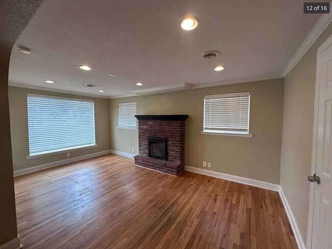 Foto del edificio - 2340 Garrison St