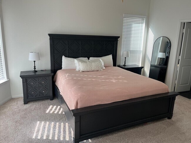 Foto del edificio - 10526 Wagner St