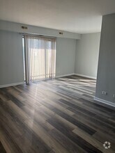 Building Photo - 1460 Fairlane Dr