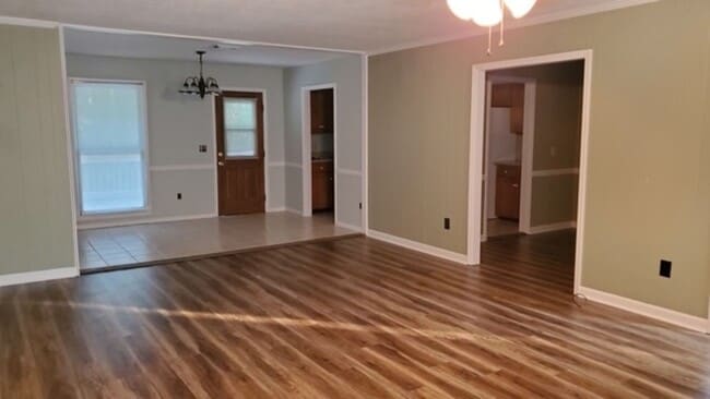 Foto del edificio - 1711 Delhi Dr