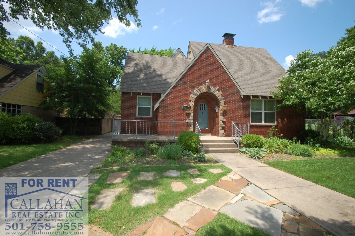 Primary Photo - Park Hill 3 bedroom home