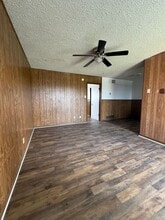Building Photo - 1509-1513 Bundrant Dr