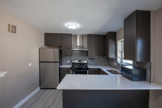 Building Photo - 3139 S Harlem Ave