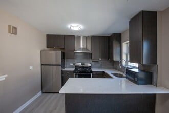 Building Photo - 3139 S Harlem Ave