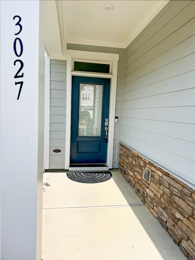 Foto del edificio - 3027 Dunnock Dr