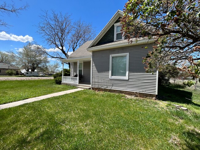 Foto del edificio - 3 Bedroom 2 Bathroom Home in Levan