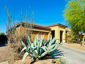 Building Photo - 1145 E Madera Grove Ln
