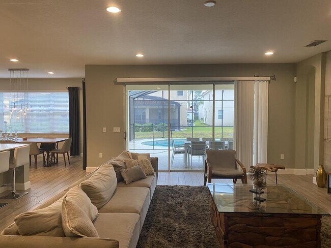 Foto del edificio - 7004 Oakwood St