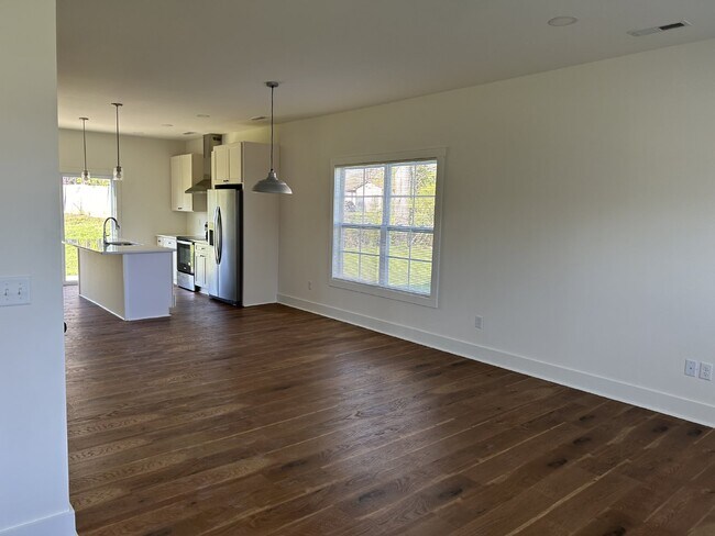 Building Photo - NEW CONSTRUCTION 3BD 2 BA HOME IN BAXTER CITY LIMITS FOR RENT