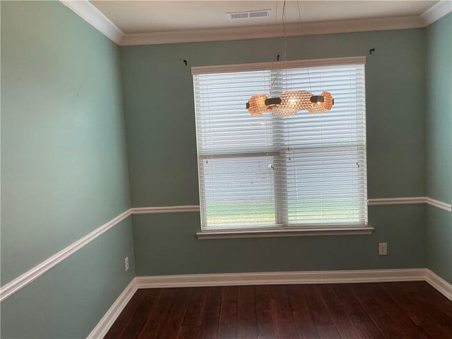 Foto del edificio - 1205 Pebble Rock Rd