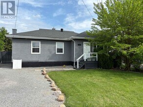 Building Photo - 1341 Niagara Stone Rd