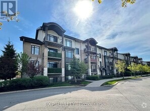 Building Photo - 655-655 Beauparc Private