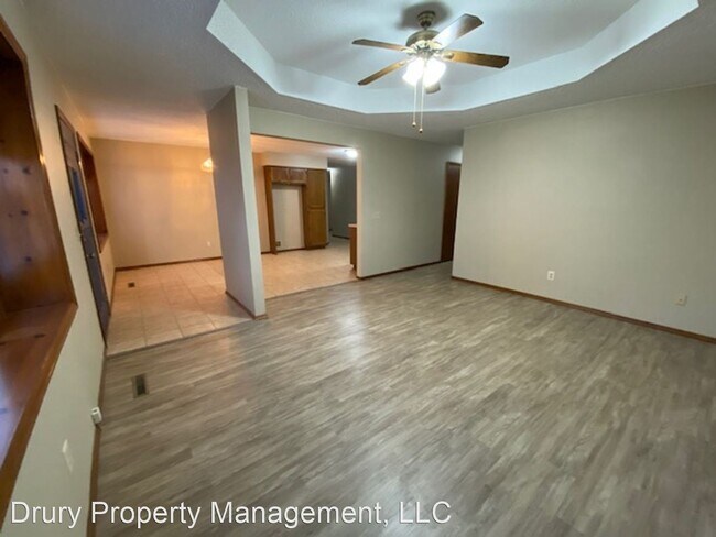 Foto del edificio - 3 br, 2 bath House - 1686 E. Dale Street