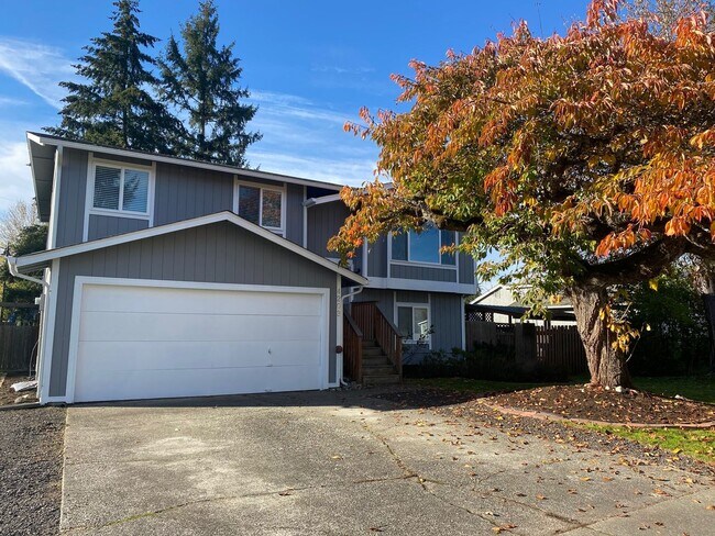 Building Photo - 4bd/1.75ba Carnation House
