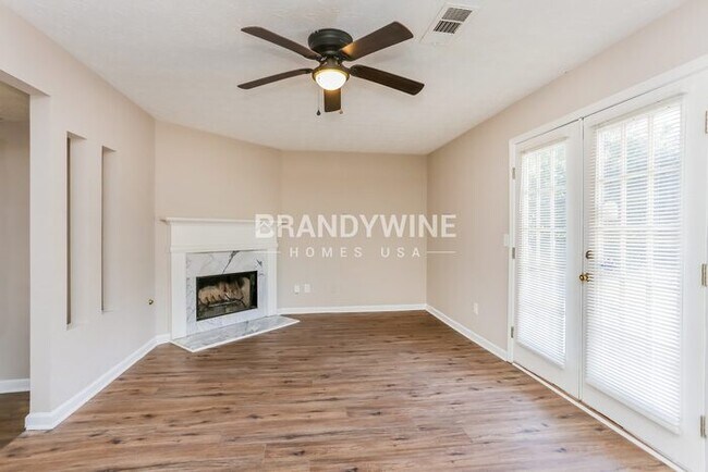 Foto del edificio - 5222 Biffle Rd