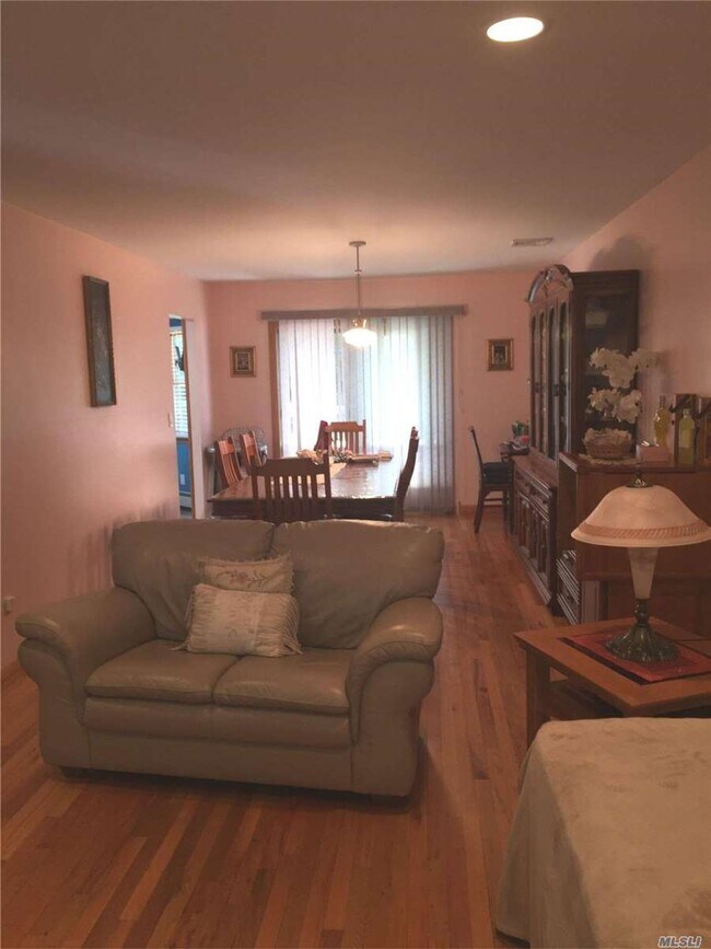 Foto del edificio - 6 Barkley Ln