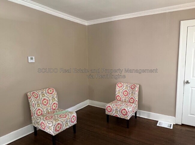 Foto del edificio - 2407 E 68th Terrace