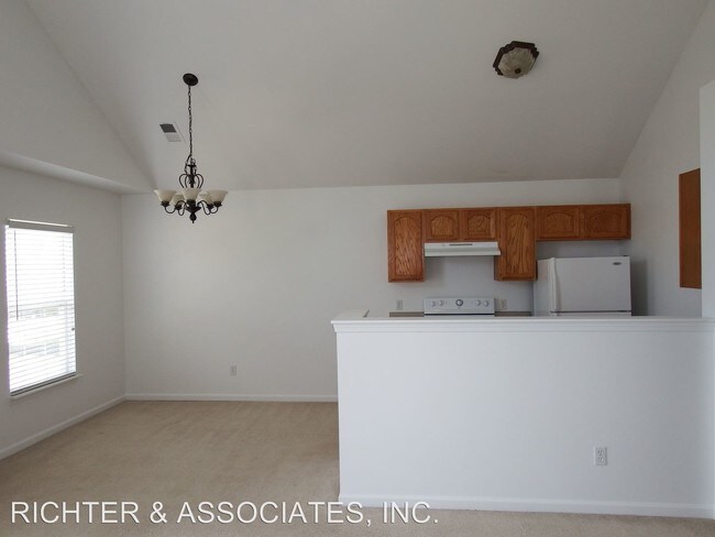 Foto del edificio - 2 br, 2 bath House - 792 OLDE ENGLISH