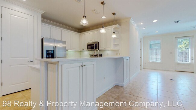Building Photo - 3 br, 3.5 bath House - 210 Christian Drive