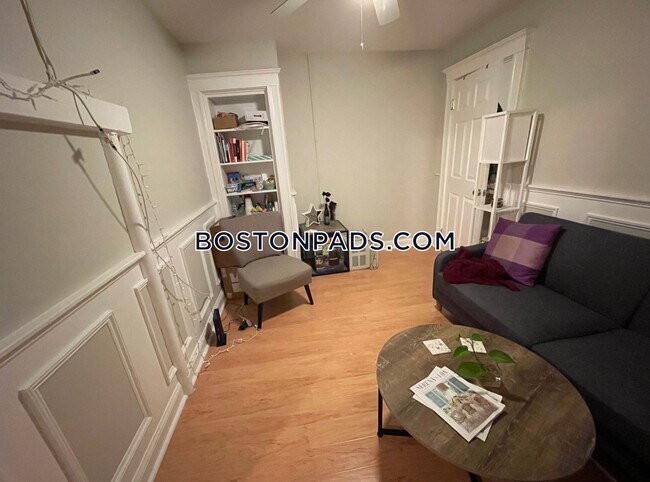 Foto del edificio - 224 Hanover St