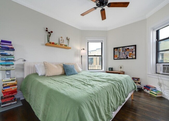 Photo - 539 W Brompton Ave (Chicago, IL) Apartment