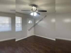 Building Photo - 8500 Shelley Dr