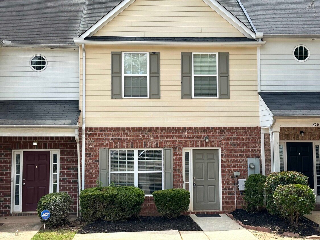 318 Brookview Dr, Riverdale, GA 30274 Townhouse for Rent in Riverdale