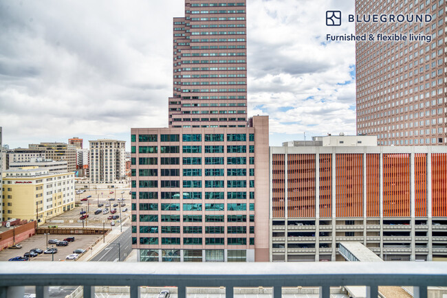 Foto del edificio - 1776 N Broadway