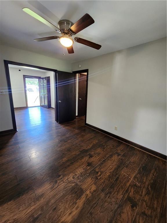 Foto del edificio - 104 E Acres Dr SE