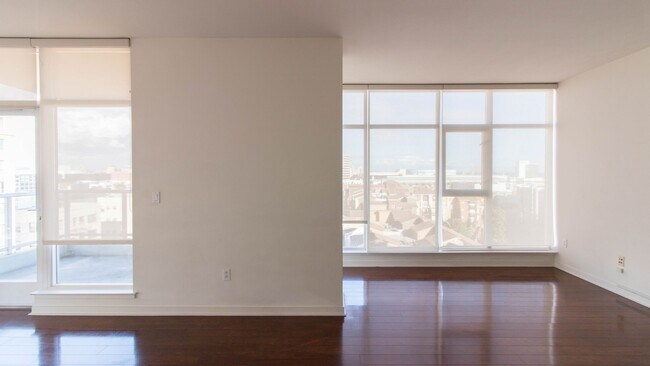 Foto del edificio - 411 W Seaside Wy