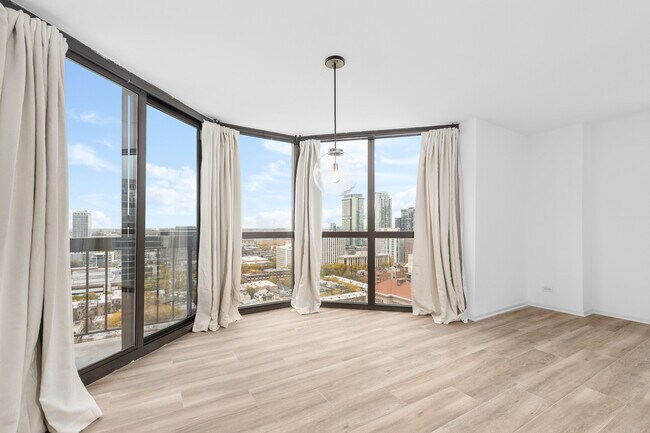 Foto del edificio - 33 W Delaware Pl