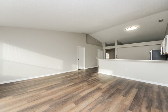 Foto del edificio - 232 Tiffany Ct