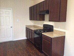 Building Photo - 12151 Pia Drive