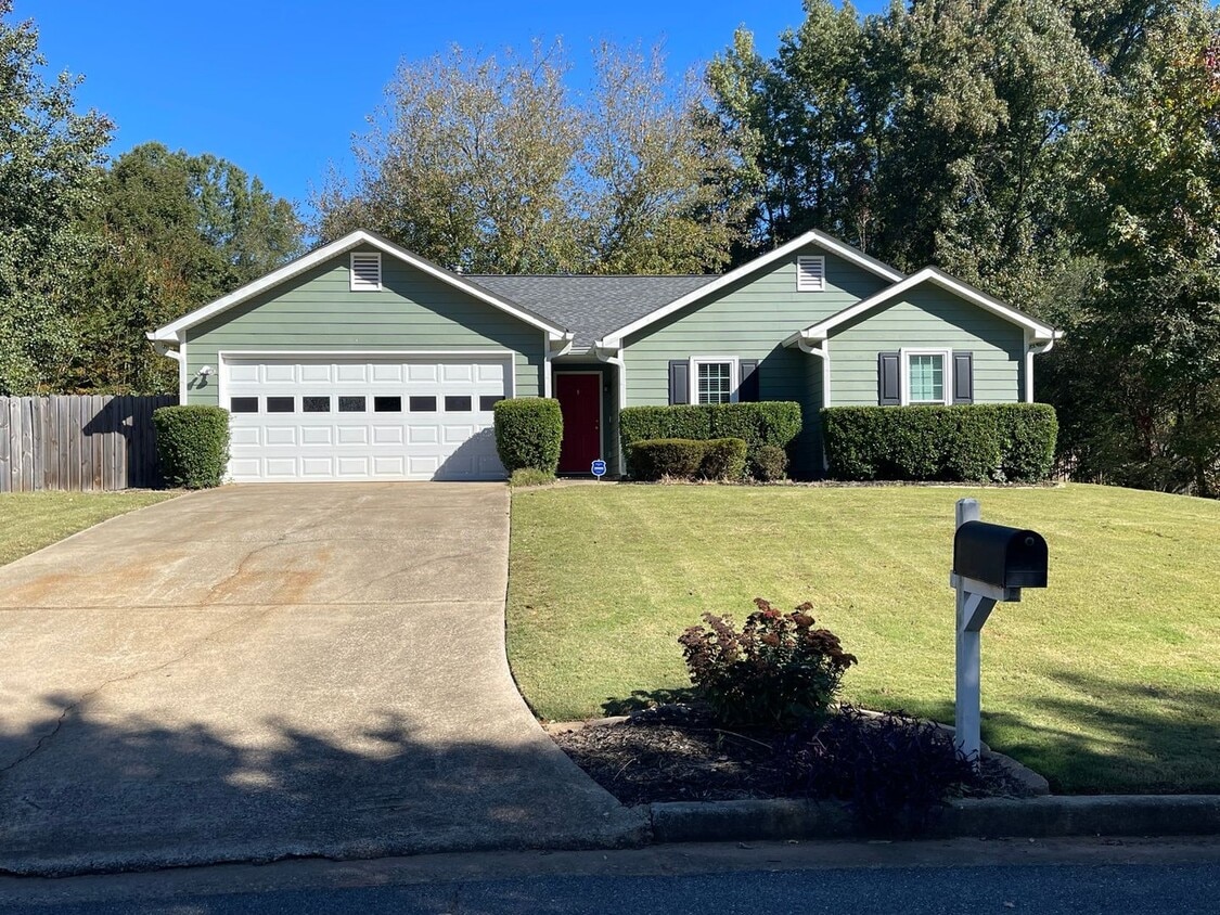 Primary Photo - Charming 3BR House in Alpharetta