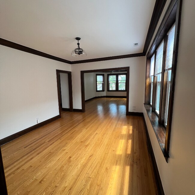 Foto del edificio - 4442 N Laporte Ave